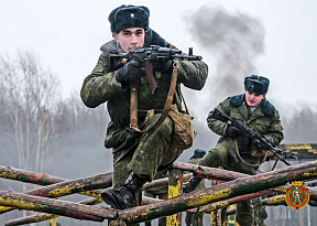 Разведчик — солдат универсальный