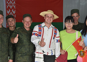 Белорусская экспозиция в Доме дружбы