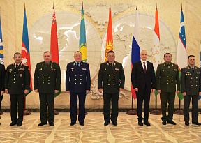 Генерал-лейтенант Виктор Хренин: «Необходимо обеспечивать максимальную сплочённость»