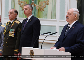 Александр Лукашенко: «Высокое воинское звание — это наивысшая ответственность и спрос»