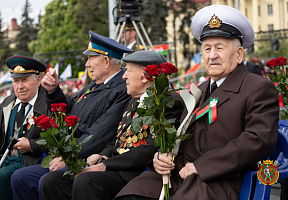 Александр Лукашенко: «Нынешнее поколение военных свято хранит победные традиции»