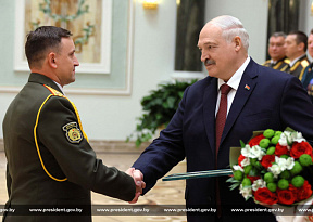 По заслугам и честь