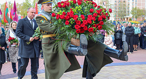 Хранит твой подвиг белорусская земля