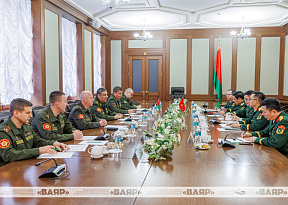 Укрепляя сотрудничество