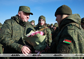 Поздравление министра обороны Республики Беларусь с Днем женщин