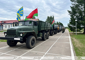 Военнослужащие присоединились к уборочной кампании 2025 года 
