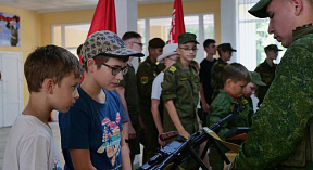 Лето по армейскому распорядку