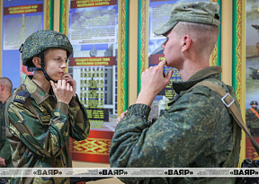 Равнение на гвардейцев
